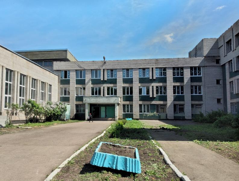 «Вопроса «Где деньги, Зин?» быть не должно»: Магдеев посетил строящиеся объекты Челнов «Вопроса «Где деньги, Зин?» быть не должно»: Магдеев посетил строящиеся объекты Челнов