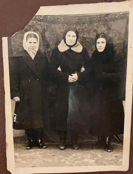 «Мама умудрилась спрятать немного пшеницы»: как жили дети во время ВОВ