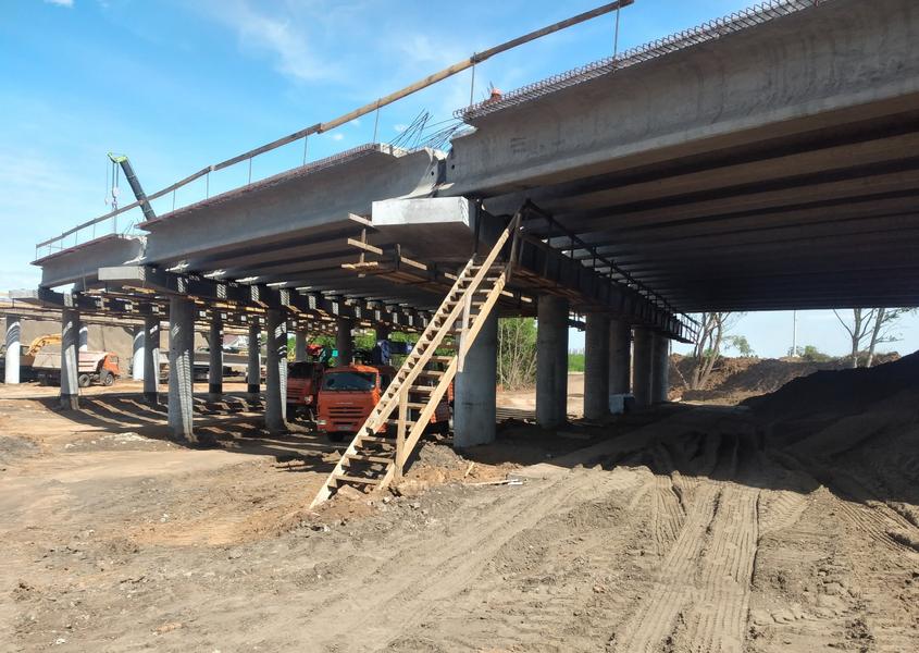 «Вопроса «Где деньги, Зин?» быть не должно»: Магдеев посетил строящиеся объекты Челнов «Вопроса «Где деньги, Зин?» быть не должно»: Магдеев посетил строящиеся объекты Челнов