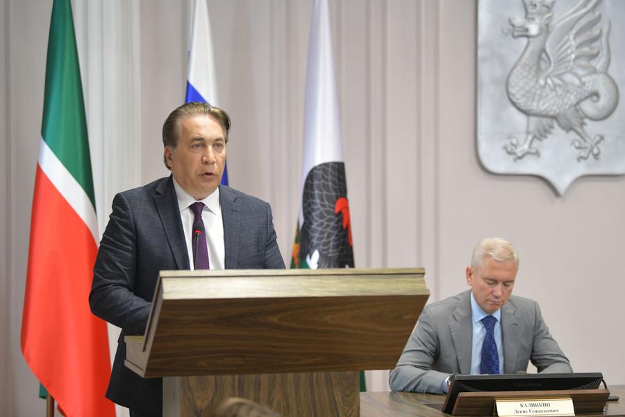 Метшин о мусорном коллапсе Казани: Штанга тяжелая, но она точно подъемная Метшин о мусорном коллапсе Казани: Штанга тяжелая, но она точно подъемная