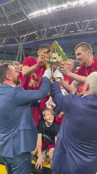Минниханов поздравил болельщиков «Рубина» с возращением клуба в премьер-лигу