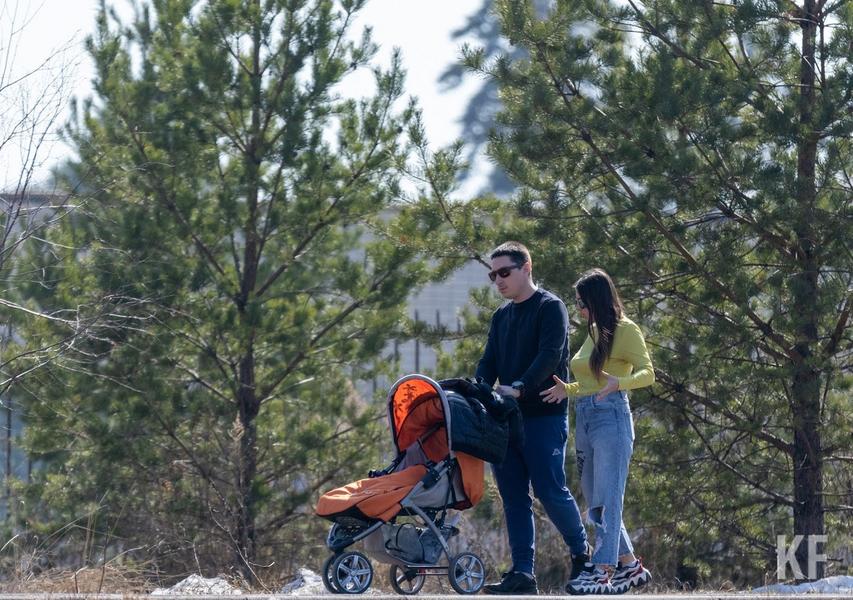 «Люди не должны жить вместе из-за денег»: В Госдуме разрабатывают законопроект о выплатах за продолжительный брак