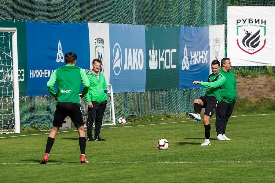 Азмун вернулся и готов разнести «Локомотив»