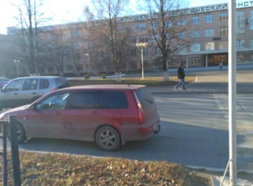 В Татарстане водитель «Рено» сбил двух подростков