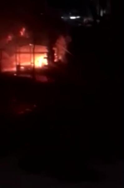 В самом центре Казани сгорел частный дом