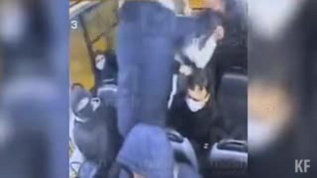 Ученого зарезали из-за замечания о маске в автобусе