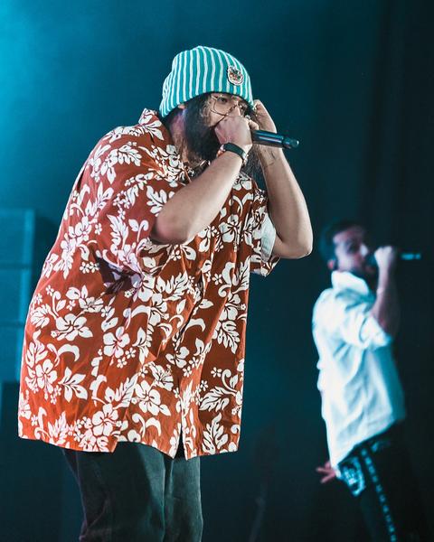 Танцы, сидя в партере: на концерт Jony Elman Andro в Казани пришло около 3 тысяч человек