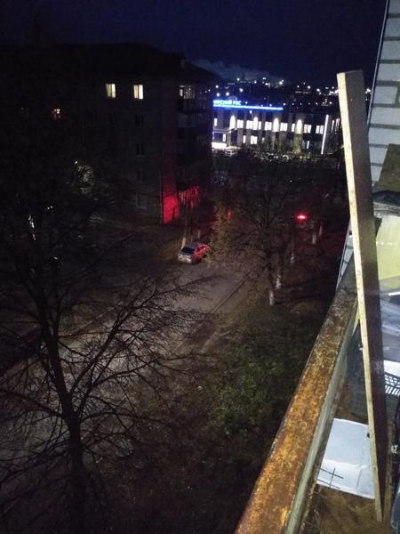 Татарстанские пожарные спасли 3 человек из горящего дома в Заинске