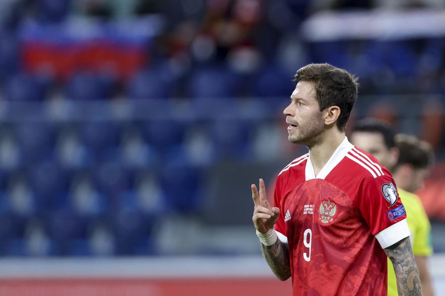 Уверенная победа сборной России по футболу и есть все шансы попасть на чемпионат Мира без стыков