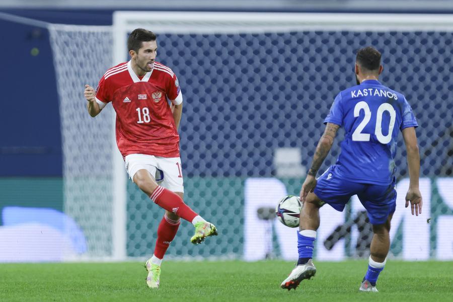 Уверенная победа сборной России по футболу и есть все шансы попасть на чемпионат Мира без стыков