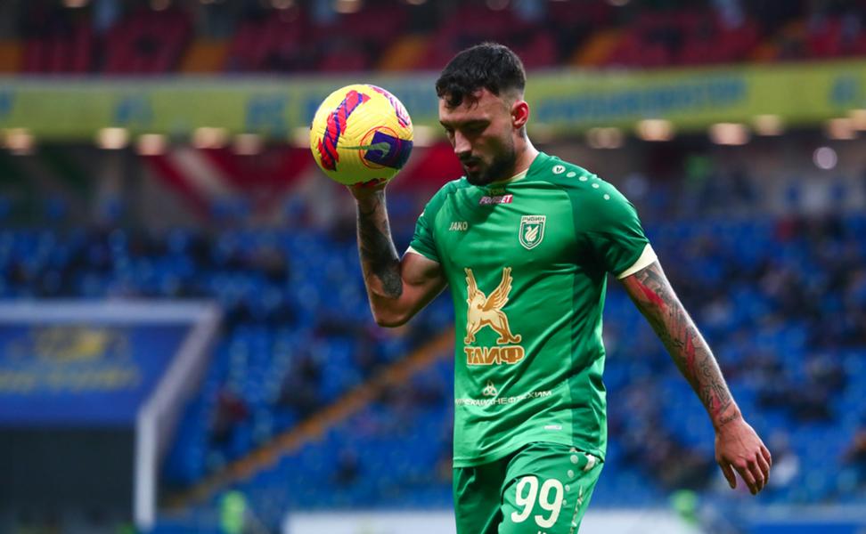 «Рубин» до сих пор не показывает качественный футбол. А Леонид Слуцкий отрицает, что команда в кризисе