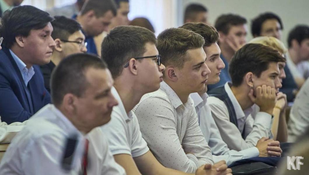 «Мы прорабатываем вопрос увеличения фонда транспортного гранта»: в 2022 году добавилась новая категория татарстанских студентов, способных получить компенсацию за проезд