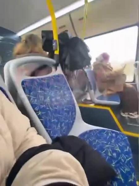 Две пенсонерки из Казани подрались за место в автобусе