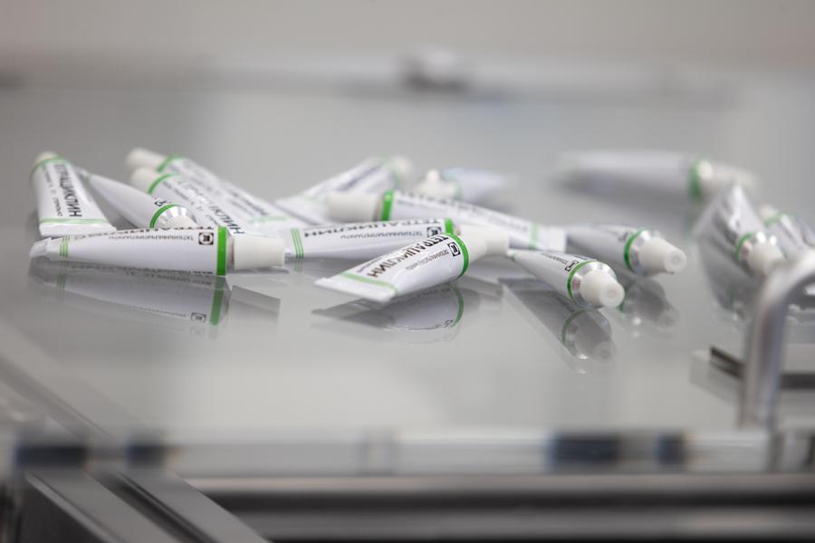 Мэр Казани посетил предприятие «Татхимфармпрепараты» по производству лекарств