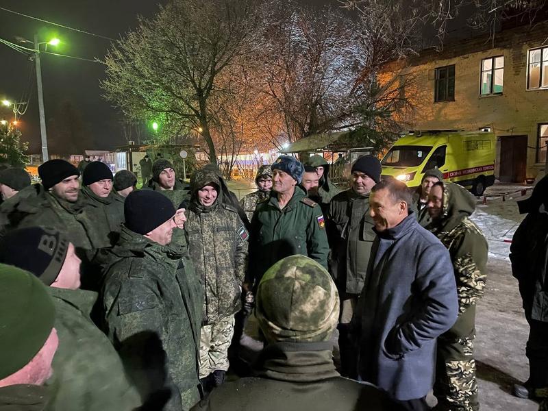 Рамиль Муллин встретился в Казани с мобилизованными из Нижнекамска