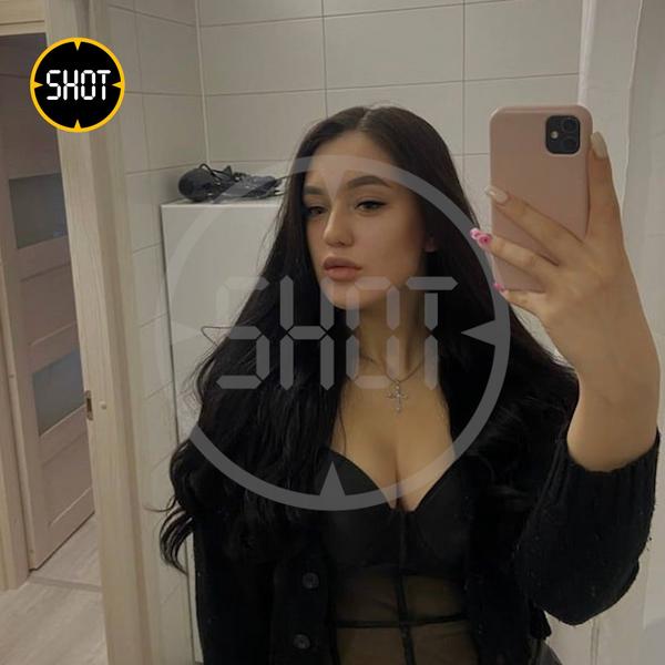 Обнародованы фотографии моделей, воровавших деньги с банковских карт в барах Петербурга