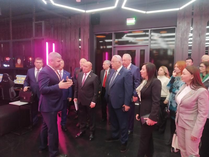 Кто прогрессивнее в «цифре», тот победит: Как Татарстан развивает IT и борется с нехваткой кадров