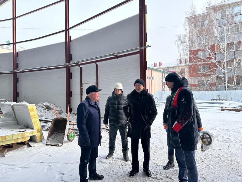 В Альметьевске к концу 2023 года достроят футбольный манеж