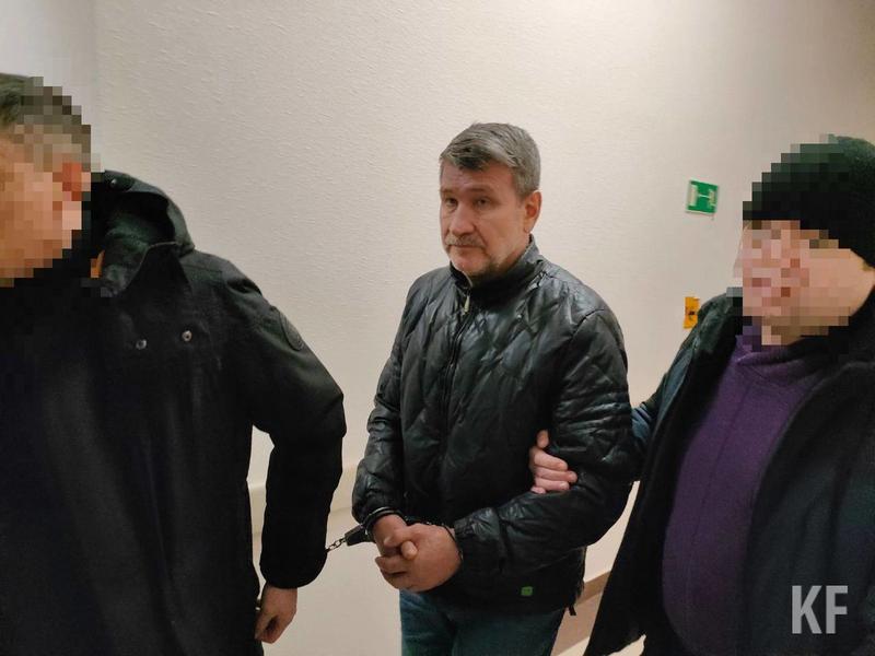 Экс-лидера ОПГ «Кинопленка» Эльфата Сунгатуллина доставили в суд