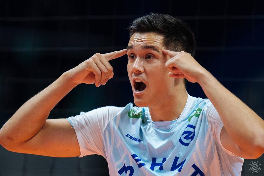 Провалили подачу и подарили партию: как казанцы одержали победу в «зенитовском» дерби Провалили подачу и подарили партию: как казанцы одержали победу в «зенитовском» дерби