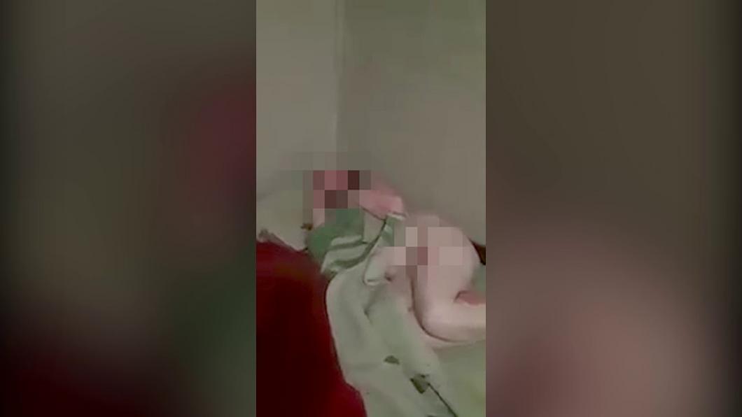 Житель Башкортостана на камеру избил голую жену-блудницу 