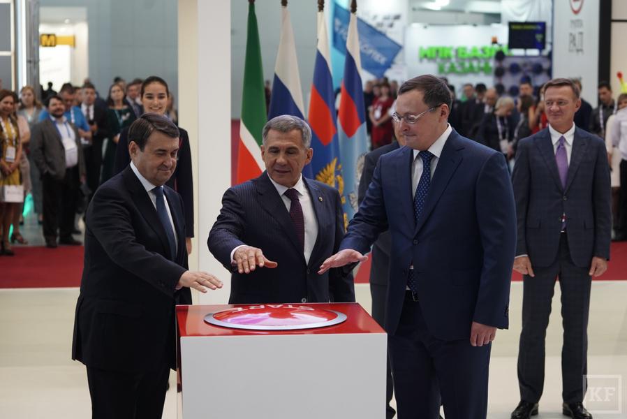 Рустам Минниханов и Игорь Левитин открыли Kazan Expo