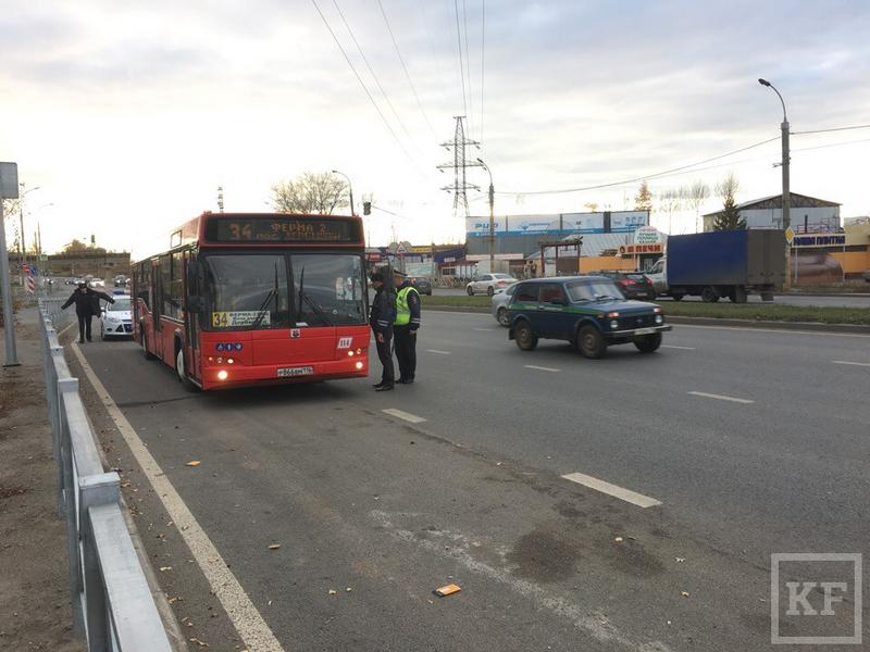 В Казани возросло число аварий и пострадавших по вине «красных автобусов»