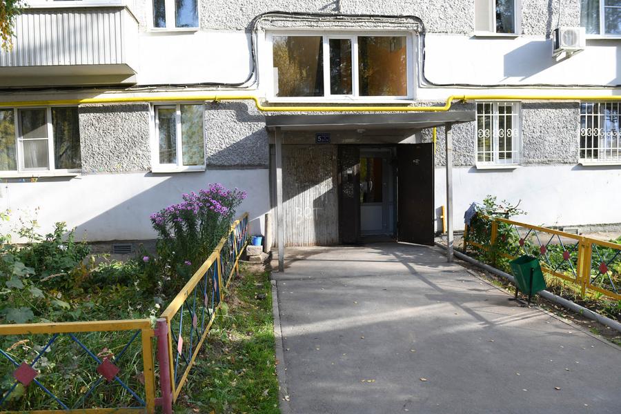 Казанцы о ремонте пятиэтажки на Мавлютова: Мы живем здесь уже 50 лет и очень долго его ждали