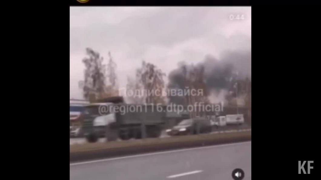 Пожар в металлическом ангаре в Казани ликвидирован