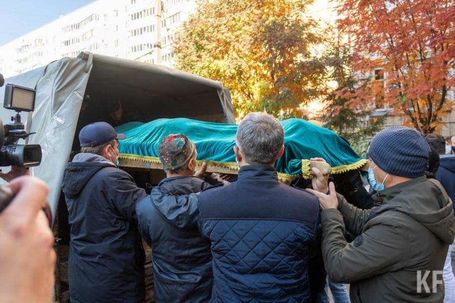 «Идет Ильфат Абдрахманов, и сразу было понятно, что это настоящий диктор телевидения»