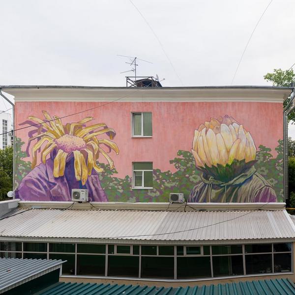 В Самаре появился мурал художника из Казани Рустама QBic