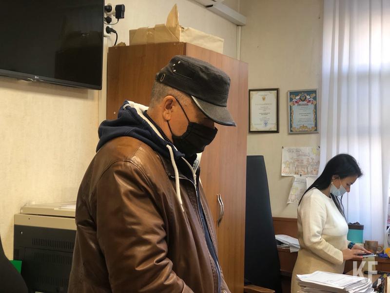 Три года строгого режима дали, а как именно были похищены деньги - не поняли Три года строгого режима дали, а как именно были похищены деньги - не поняли