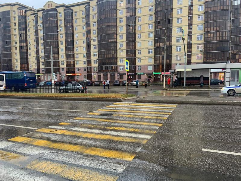 Молодой нижнекамец на опасной «зебре» сбил подростка