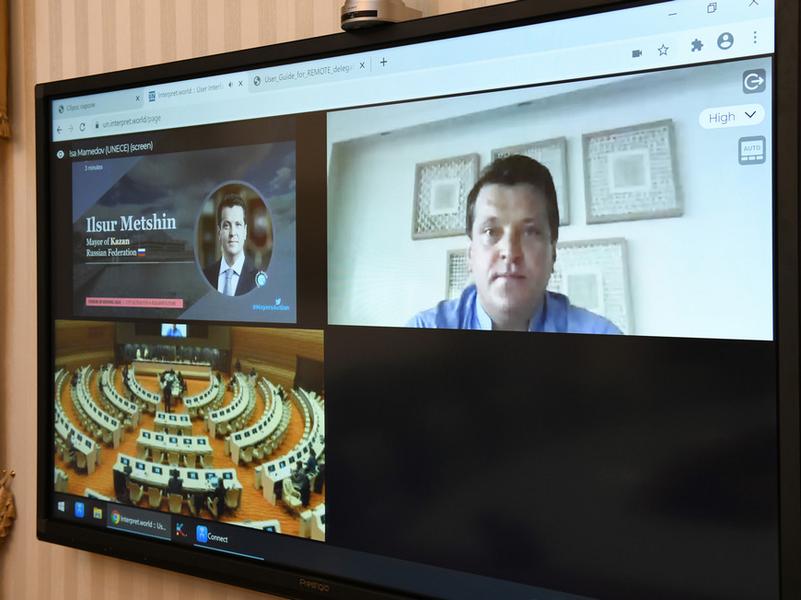 Ильсур Метшин рассказал на форуме мэров Европы о развитии городского общественного транспорта в Казани