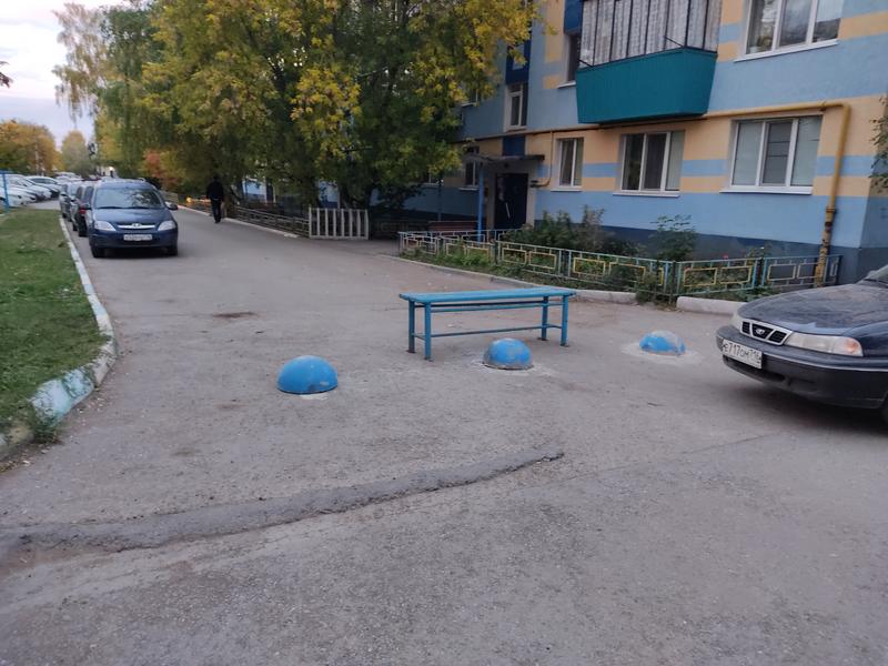 Жители Альметьевска о дворах: Здесь уже автотрасса целая была и постоянно бах-бах музыка