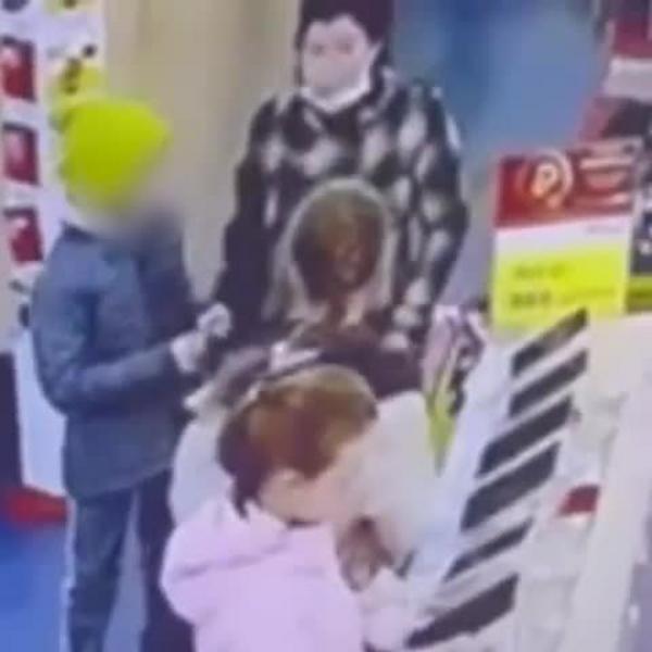 Мать избитой в «М.Видео» Челнов девочки: Нападавшая написала встречное заявление