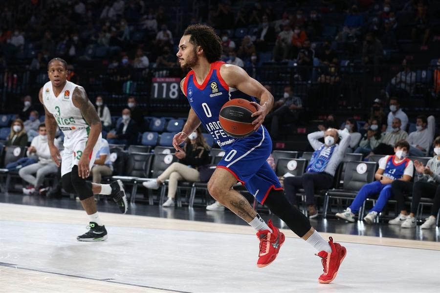 У УНИКСа отсутсвует мозг команды: как казанцы слили матч против «Анадолу Эфес»? У УНИКСа отсутсвует мозг команды: как казанцы слили матч против «Анадолу Эфес»?