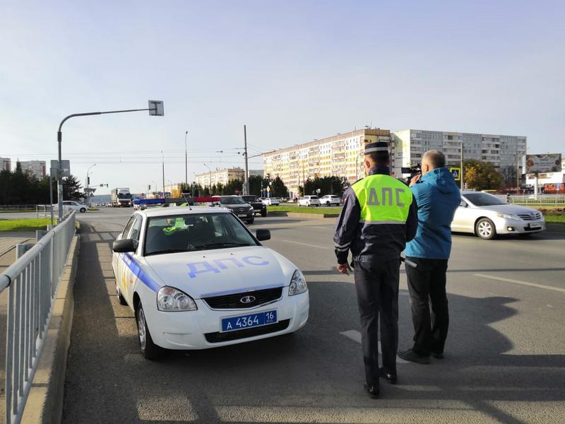 В первые сутки облавы на таксистов Челнов поймали 10 нарушителей