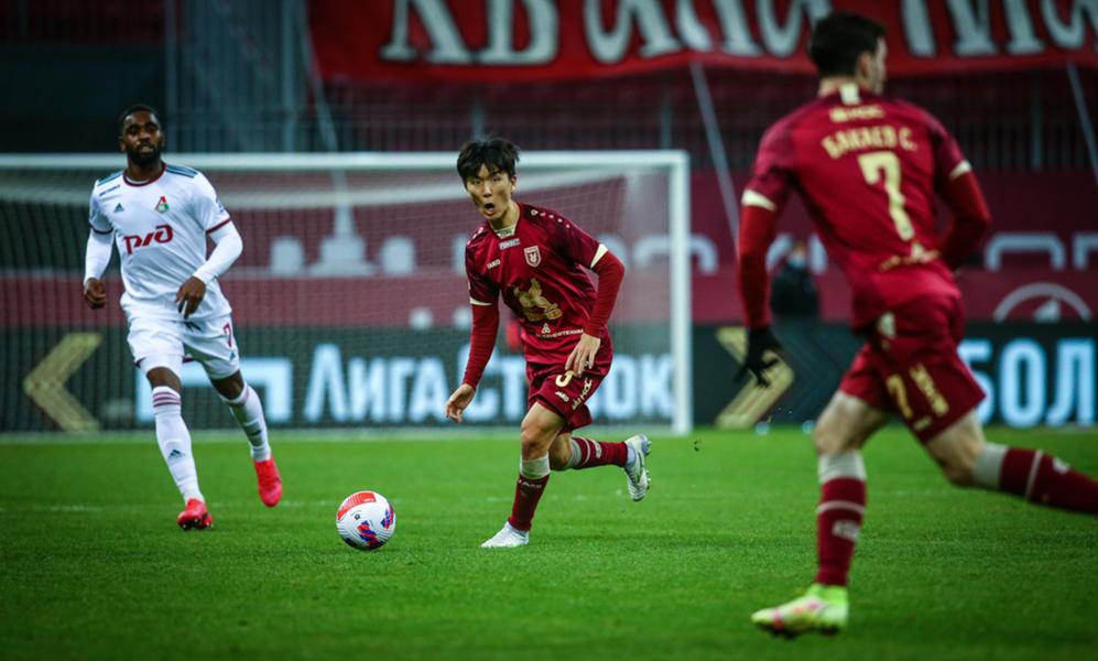 «Рубин» бездарно упустил победу в матче с «Локомотивом»