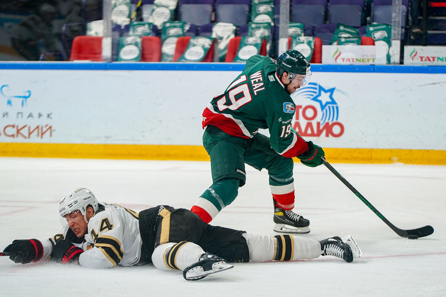 «Ак Барс» прервал серию побед «Авангарда»