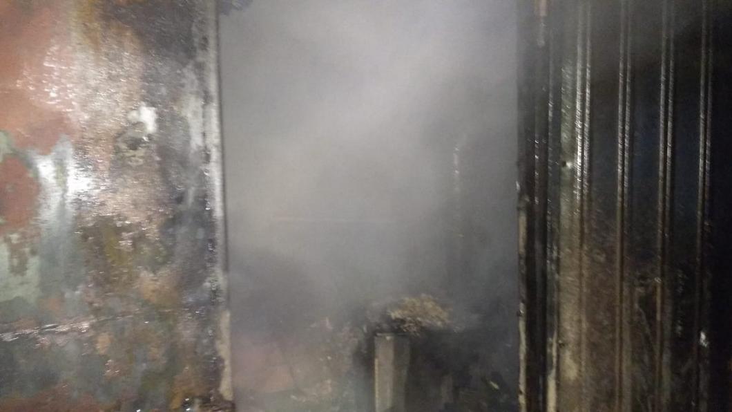 Два человека погибли во время пожара в Зеленодольском районе