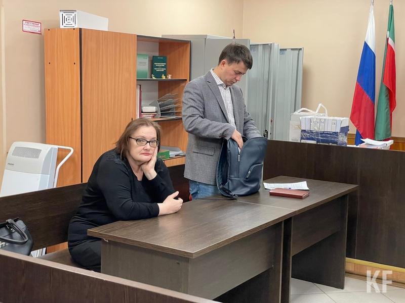 «Ее доходов было недостаточно, чтобы обслуживать платежи по кредиту»: суд закончил допрос представителя потерпевшей стороны по делу Евгении Даутовой