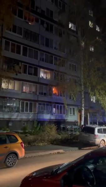 Жильцы дома Челнов эвакуировались из-за пожара на балконе одной из квартир