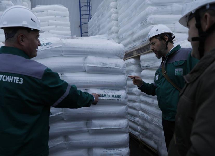 Министр промышленности и торговли Татарстана: «Казаньоргсинтез» продолжает стабильно работать и развиваться Министр промышленности и торговли Татарстана: «Казаньоргсинтез» продолжает стабильно работать и развиваться