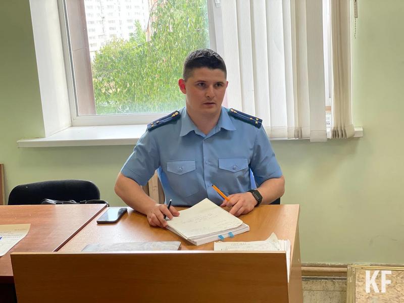 «Защите вообще не было необходимости очернять потерпевшего, потому что за неё это сделали свидетели обвинения»: скоро будет поставлена точка в деле оборотня в погонах, обманувшего мошенника «Защите вообще не было необходимости очернять потерпевшего, потому что за неё это сделали свидетели обвинения»: скоро будет поставлена точка в деле оборотня в погонах, обманувшего мошенника