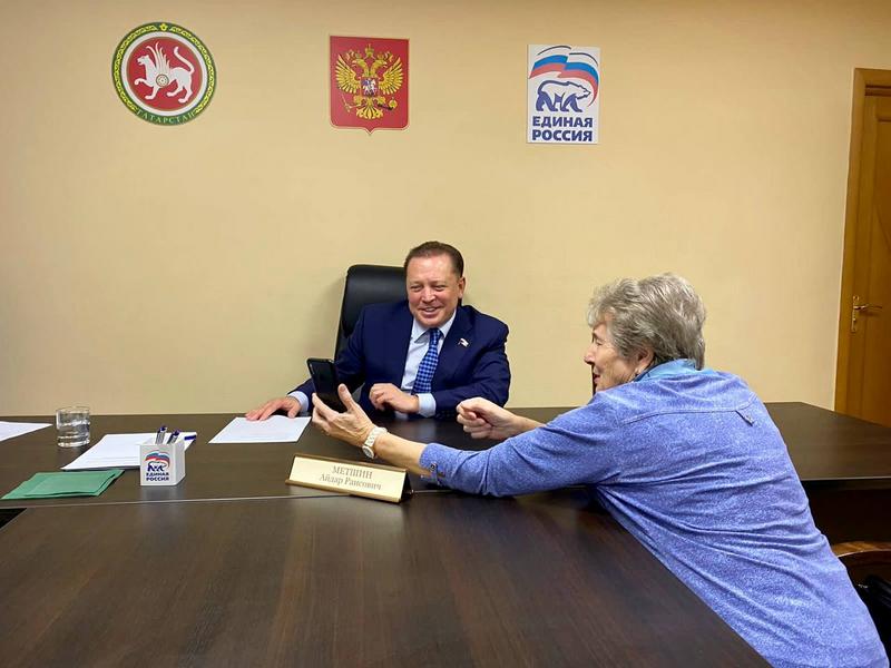 Депутат Госдумы Айдар Метшин обещал помочь нижнекамке, чья дочь оказалась обездвижена после перенесенного ковида Депутат Госдумы Айдар Метшин обещал помочь нижнекамке, чья дочь оказалась обездвижена после перенесенного ковида