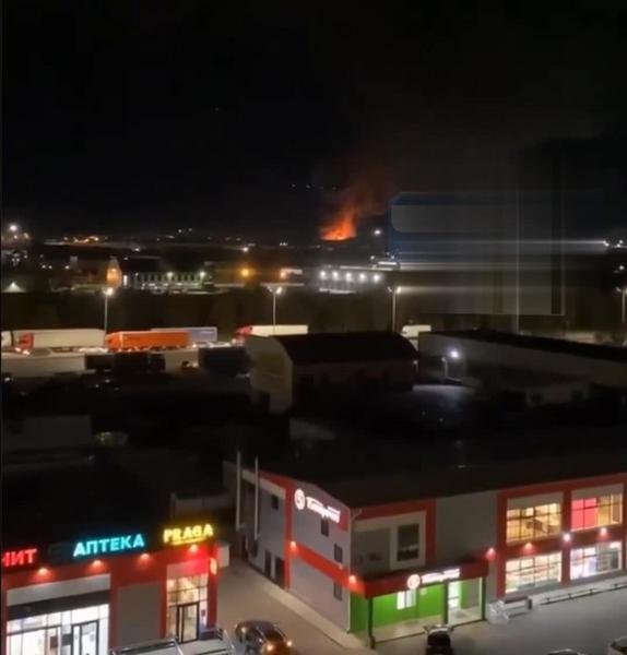 На складе матрасов в промзоне Челнов произошел серьезный пожар