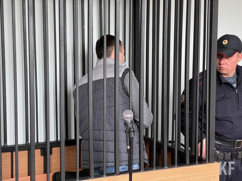 «Организации не соответствовали требованиям для получения лицензии»: свидетели по делу начальника надзорного отдела ГУ МЧС России по РТ рассказали, как давали взятку неизвестно кому