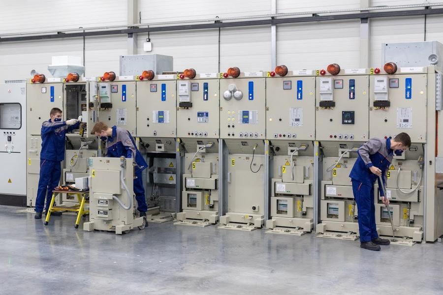 «Обороноспособность нашей страны во многом зависит от обеспечения технологического суверенитета»: Минниханов определил вектор развития экономики Татарстана