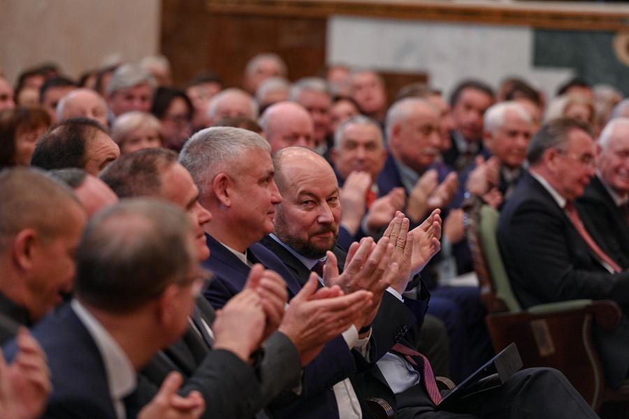 «Обороноспособность нашей страны во многом зависит от обеспечения технологического суверенитета»: Минниханов определил вектор развития экономики Татарстана